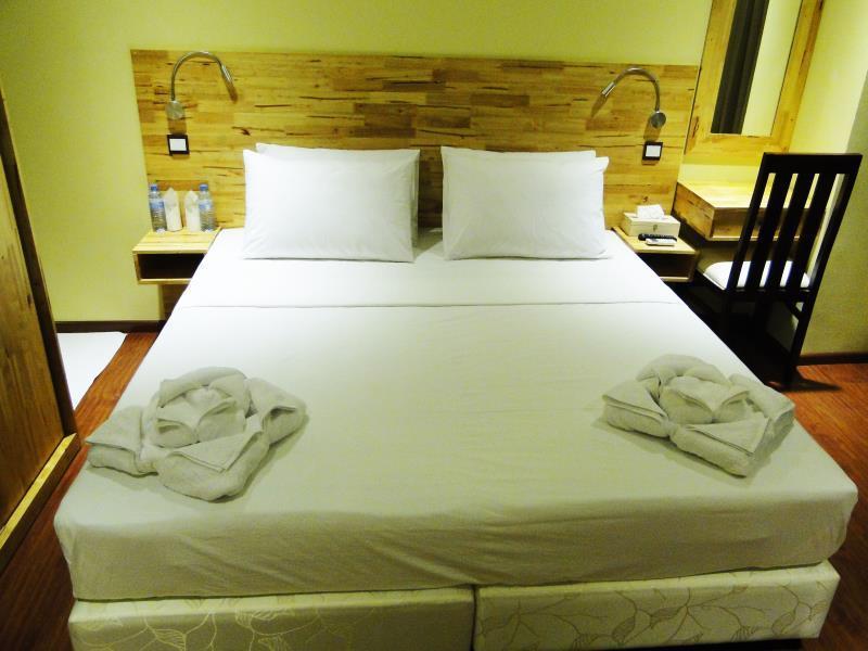 Narnia Maldives Hotel Maafushi Bagian luar foto