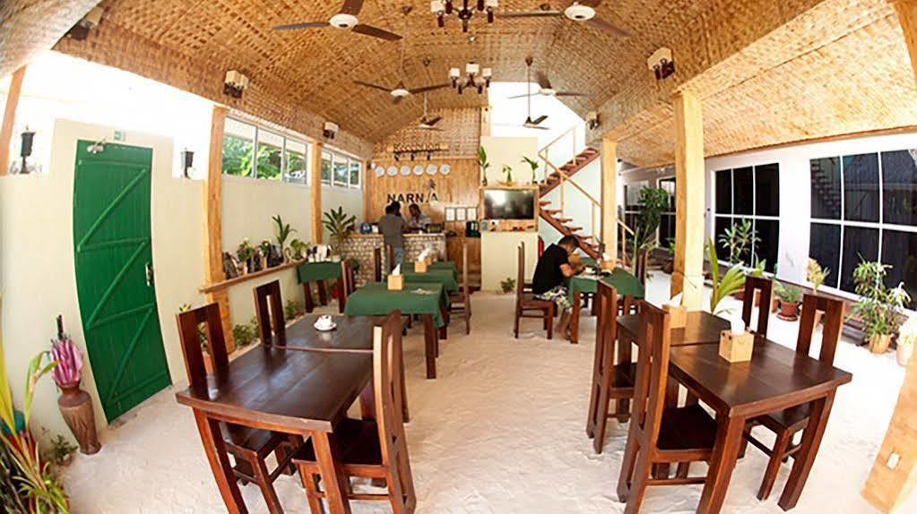 Narnia Maldives Hotel Maafushi Bagian luar foto